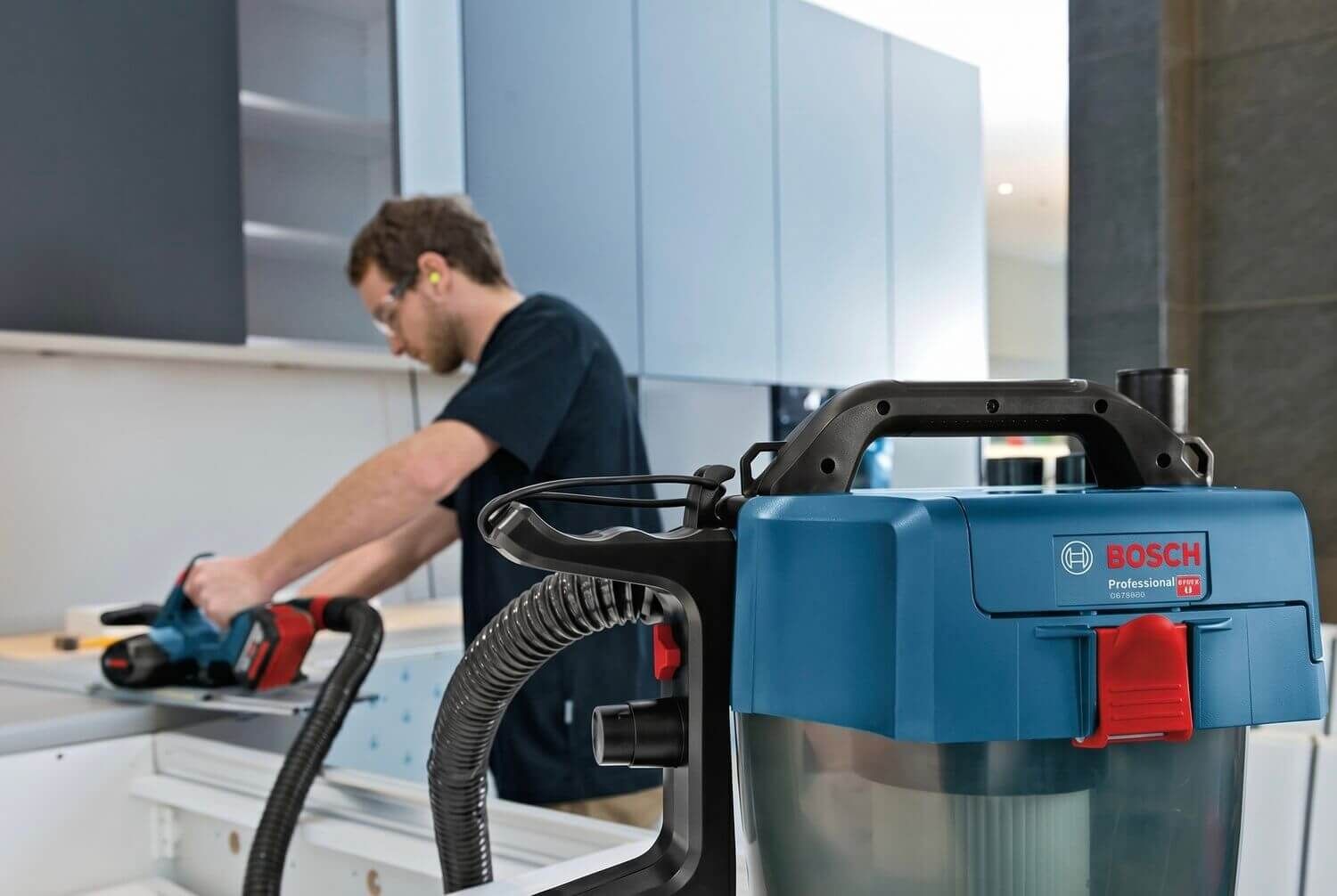Odkurzacz akumulatorowy Bosch – wybieramy model do domu i warsztatu
